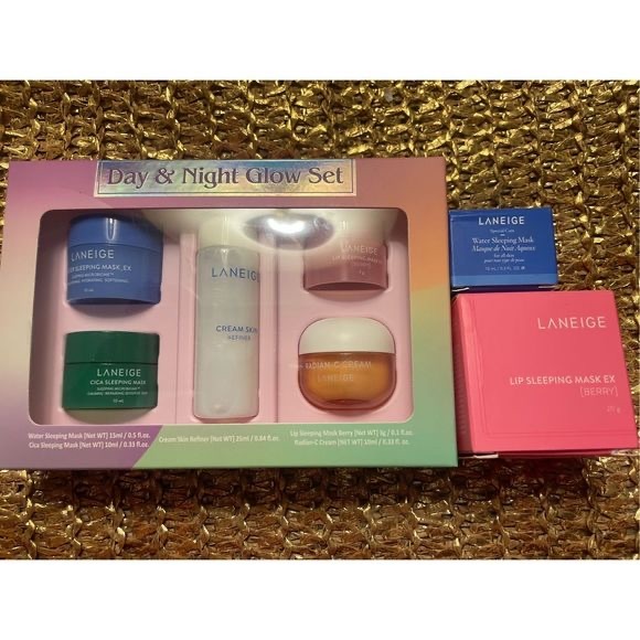 LANEIGE Other - Laneige Day/Night Glow Set NEW $39